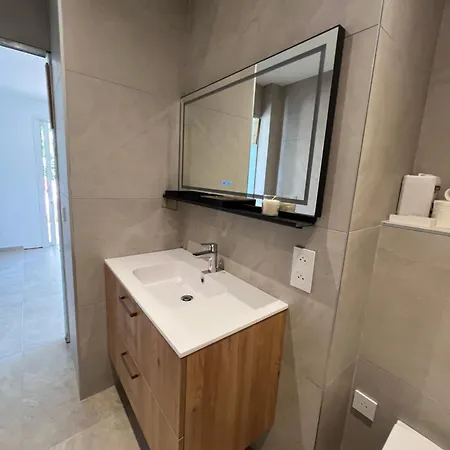 Дом отдыха Mini-villa Prestige - Face A La - Pieds Dans L'eau - 4 - Corse Гизоначча