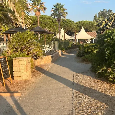 Дом отдыха Mini-villa Prestige - Face A La - Pieds Dans L'eau - 4 - Corse